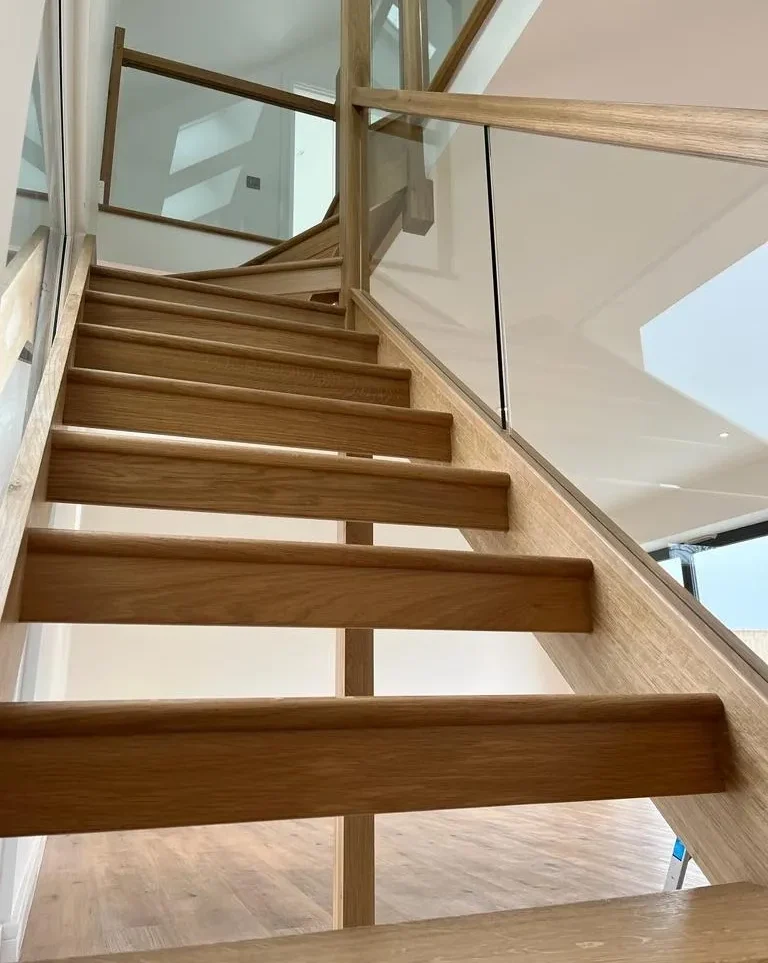 open-wooden-stairs-from-front-1